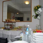 Hotel Italia Отель 3*