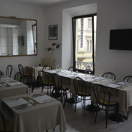 Ξενοδοχείο Italia